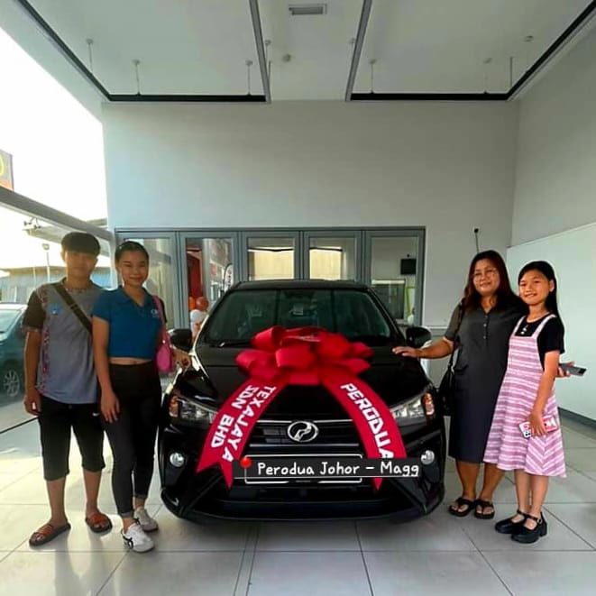 Momen penyerahan pelanggan 8